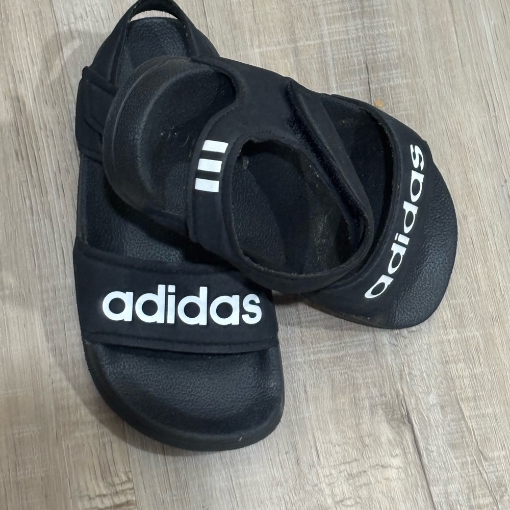 Adidas Black Slide Sandals with Cushioned Strap